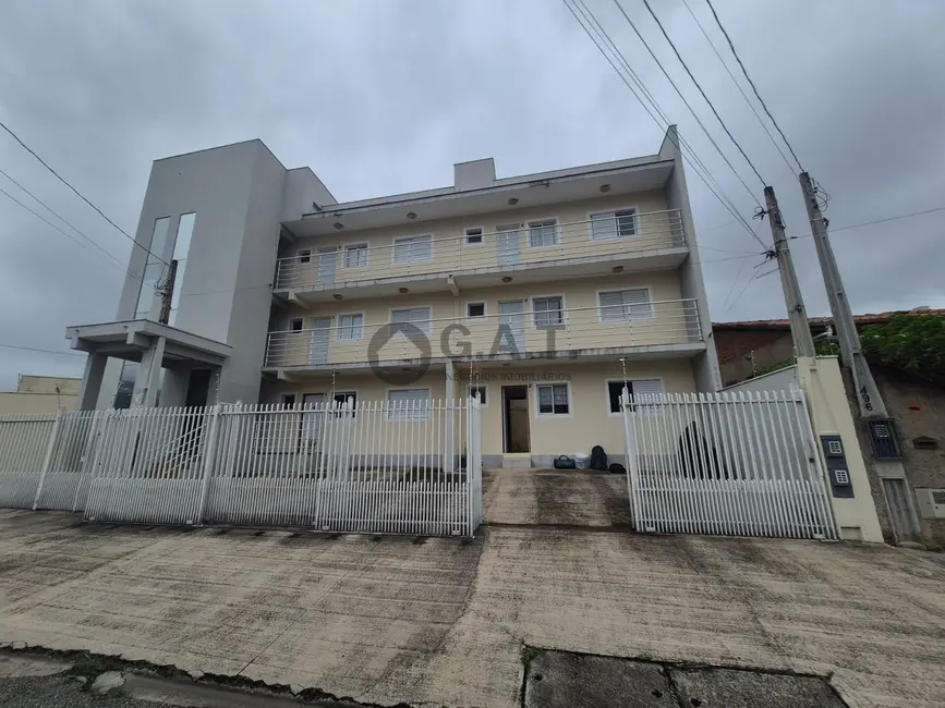 Foto 2 de Kitnet com 1 quarto para alugar, 27m2 em Vila Adélia, Sorocaba - SP