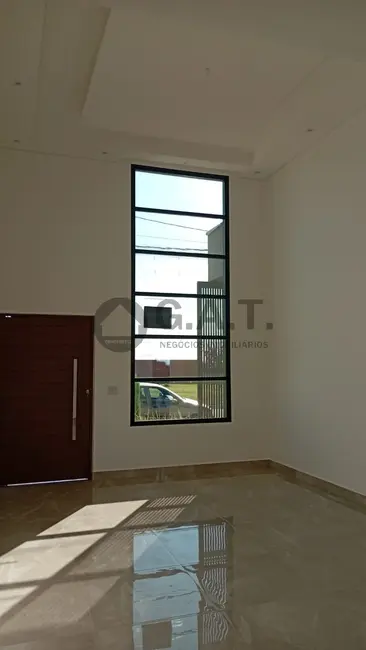 Casa de Condomínio com 3 quartos à venda, 136m2 em Wanel Ville, Sorocaba - SP - imagem 1 Foto 1 de Casa de Condomínio com 3 quartos à venda, 136m2 em Wanel Ville, Sorocaba - SP