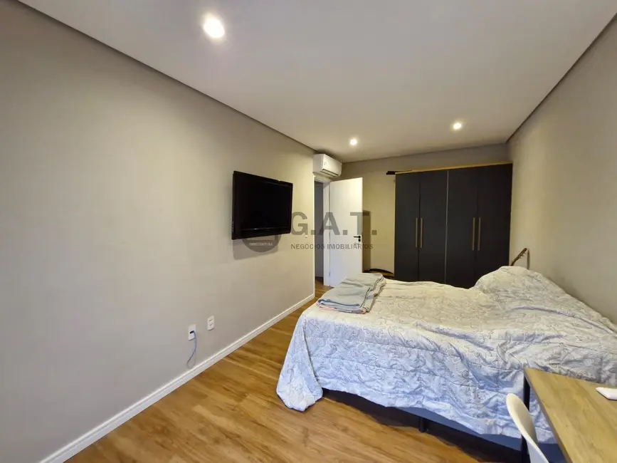 Casa de Condomínio com 4 quartos à venda, 430m2 em Jardim Residencial Tivoli Park, Sorocaba - SP - imagem 3 Foto 3 de Casa de Condomínio com 4 quartos à venda, 430m2 em Jardim Residencial Tivoli Park, Sorocaba - SP