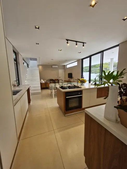 Casa de Condomínio com 4 quartos à venda, 430m2 em Jardim Residencial Tivoli Park, Sorocaba - SP - imagem 8 Foto 8 de Casa de Condomínio com 4 quartos à venda, 430m2 em Jardim Residencial Tivoli Park, Sorocaba - SP