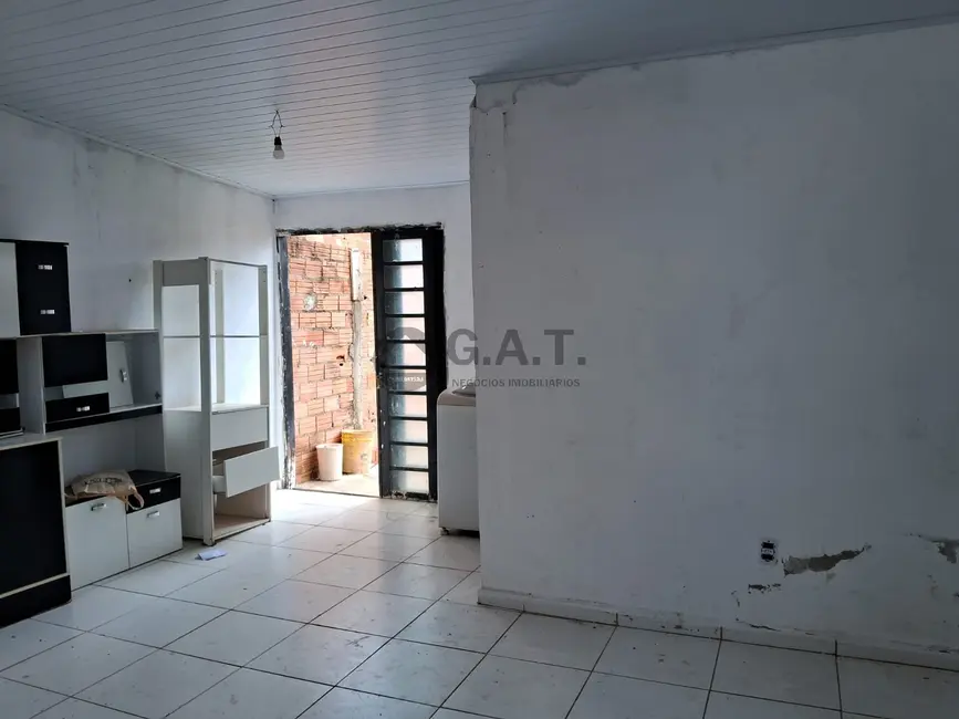 Foto 3 de Casa com 1 quarto para alugar, 60m2 em Ipatinga, Sorocaba - SP