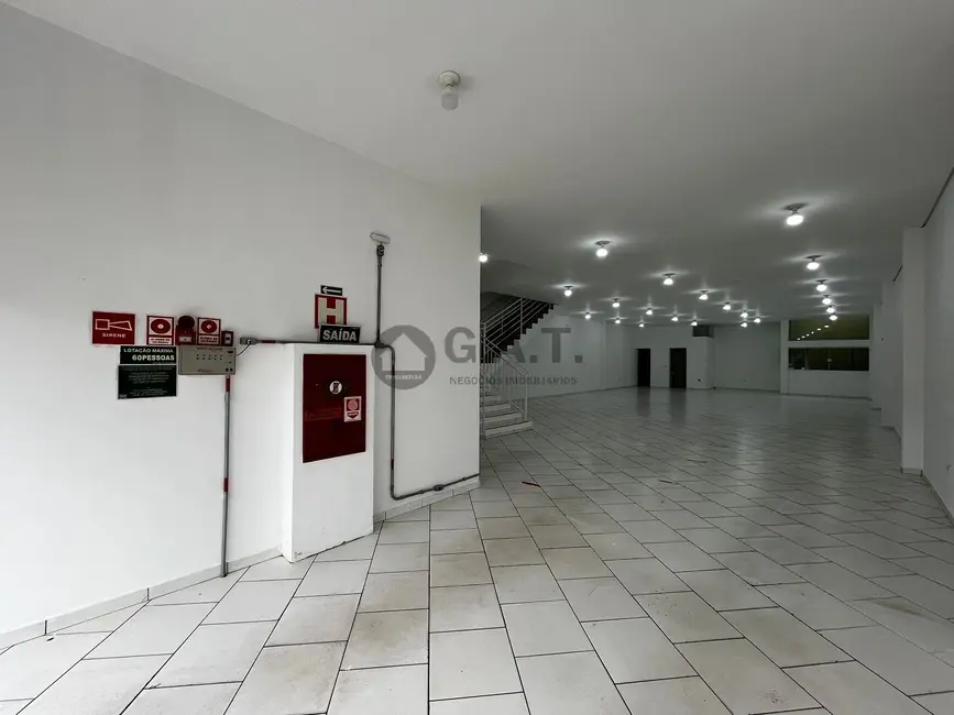Foto 3 de Sala Comercial para alugar, 200m2 em Vila Helena, Sorocaba - SP