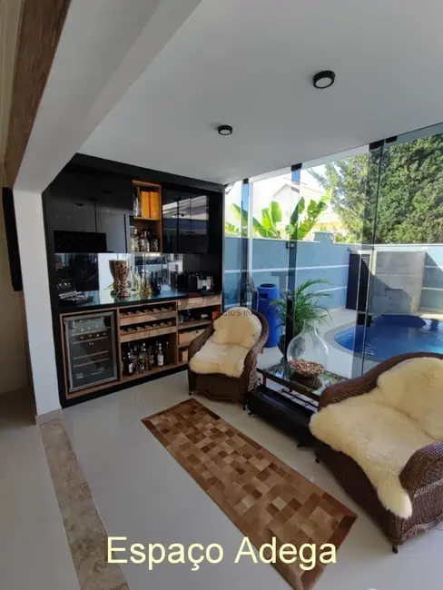 Casa de Condomínio com 3 quartos à venda, 250m2 em Chácaras Reunidas São Jorge, Sorocaba - SP - imagem 5 Foto 5 de Casa de Condomínio com 3 quartos à venda, 250m2 em Chácaras Reunidas São Jorge, Sorocaba - SP