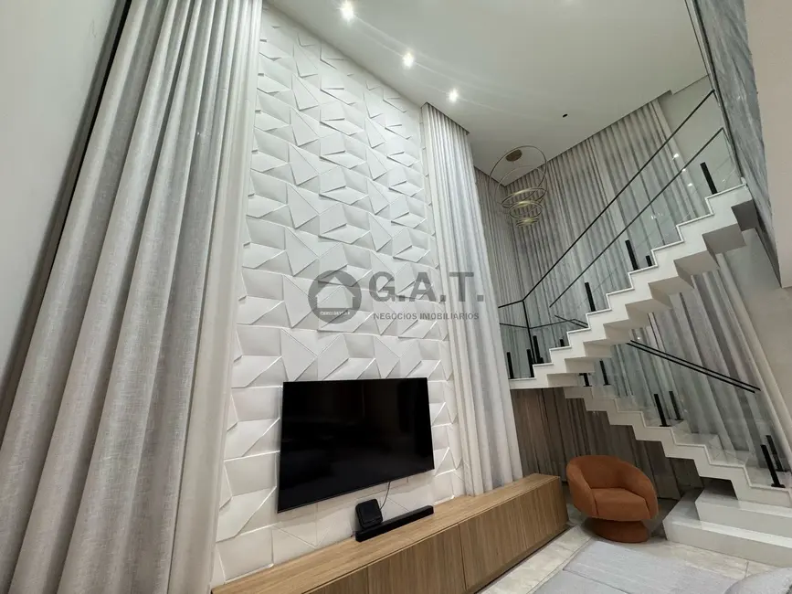 Casa de Condomínio com 3 quartos à venda, 270m2 em Cajuru do Sul, Sorocaba - SP - imagem 4 Foto 4 de Casa de Condomínio com 3 quartos à venda, 270m2 em Cajuru do Sul, Sorocaba - SP