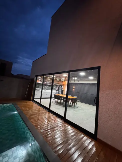 Casa de Condomínio com 3 quartos à venda, 270m2 em Cajuru do Sul, Sorocaba - SP - imagem 8 Foto 8 de Casa de Condomínio com 3 quartos à venda, 270m2 em Cajuru do Sul, Sorocaba - SP