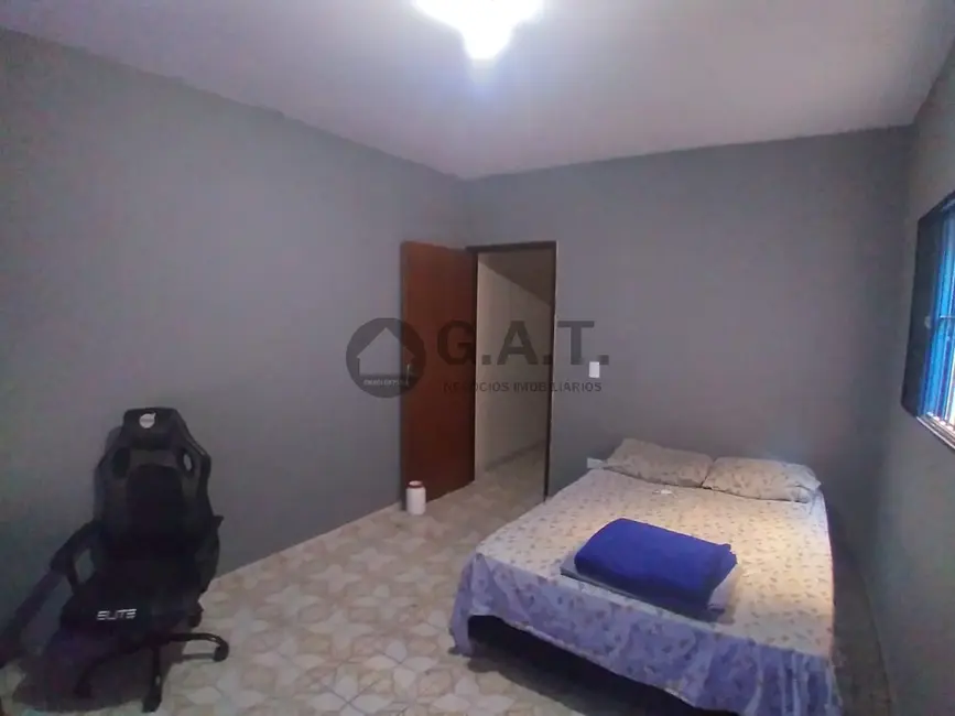 Casa com 2 quartos à venda, 125m2 em Jardim Maria Eugênia, Sorocaba - SP - imagem 8 Foto 8 de Casa com 2 quartos à venda, 125m2 em Jardim Maria Eugênia, Sorocaba - SP