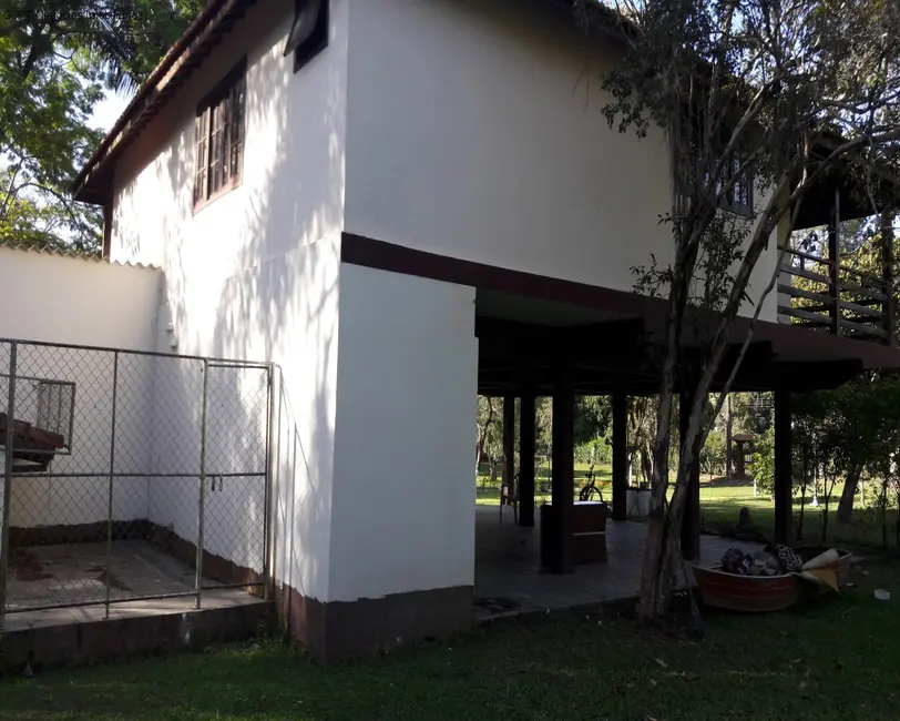 Foto 1 de Chácara com 3 quartos para alugar, 10000m2 em Tatui - SP