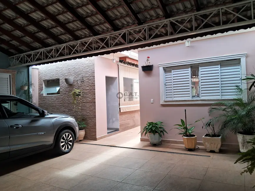 Casa com 2 quartos à venda, 223m2 em Jardim Tulipas, Sorocaba - SP - imagem 2 Foto 2 de Casa com 2 quartos à venda, 223m2 em Jardim Tulipas, Sorocaba - SP