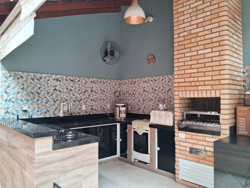 Casa com 2 quartos à venda, 223m2 em Jardim Tulipas, Sorocaba - SP - imagem 1 Foto 1 de Casa com 2 quartos à venda, 223m2 em Jardim Tulipas, Sorocaba - SP