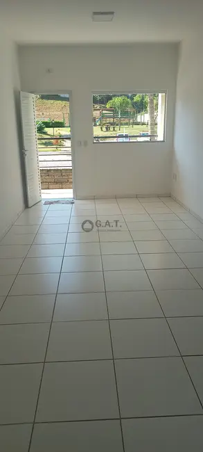 Kitnet com 1 quarto para alugar, 35m2 em Jardim Gramados de Sorocaba, Sorocaba - SP - imagem 1 Foto 1 de Kitnet com 1 quarto para alugar, 35m2 em Jardim Gramados de Sorocaba, Sorocaba - SP