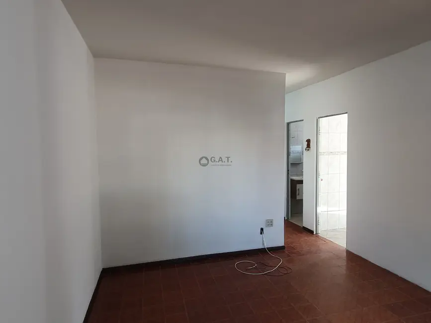 Casa com 4 quartos à venda, 180m2 em Parque São Bento, Sorocaba - SP - imagem 5 Foto 5 de Casa com 4 quartos à venda, 180m2 em Parque São Bento, Sorocaba - SP