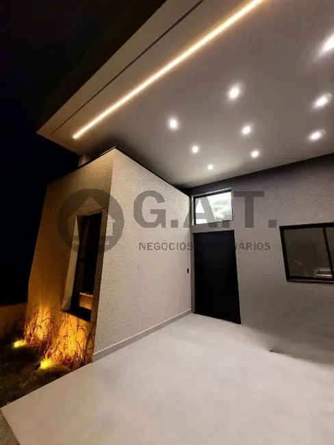Casa de Condomínio com 3 quartos à venda, 122m2 em Cajuru do Sul, Sorocaba - SP - imagem 2 Foto 2 de Casa de Condomínio com 3 quartos à venda, 122m2 em Cajuru do Sul, Sorocaba - SP