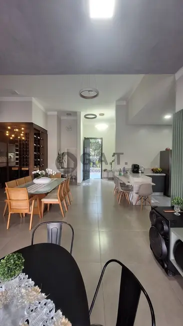 Casa de Condomínio com 3 quartos à venda e para alugar, 291m2 em Parque Ecoresidencial Fazenda Jequitibá, Sorocaba - SP - imagem 3 Foto 3 de Casa de Condomínio com 3 quartos à venda e para alugar, 291m2 em Parque Ecoresidencial Fazenda Jequitibá, Sorocaba - SP
