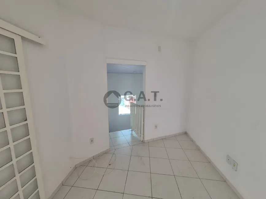 Foto 9 de Kitnet com 2 quartos para alugar, 50m2 em Jardim Wanel Ville V, Sorocaba - SP