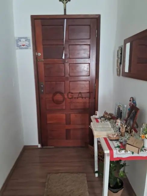 Apartamento com 1 quarto à venda, 50m2 em Jardim Santa Rosália, Sorocaba - SP - imagem 2 Foto 2 de Apartamento com 1 quarto à venda, 50m2 em Jardim Santa Rosália, Sorocaba - SP