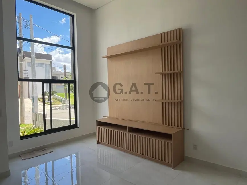 Casa de Condomínio com 3 quartos à venda, 148m2 em Cajuru do Sul, Sorocaba - SP - imagem 3 Foto 3 de Casa de Condomínio com 3 quartos à venda, 148m2 em Cajuru do Sul, Sorocaba - SP