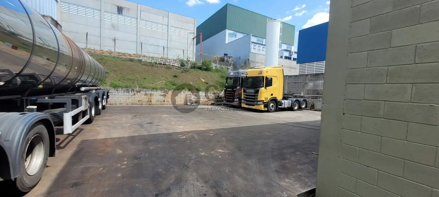 Armazém / Galpão à venda, 1750m2 em Éden, Sorocaba - SP - imagem 8 Foto 8 de Armazém / Galpão à venda, 1750m2 em Éden, Sorocaba - SP