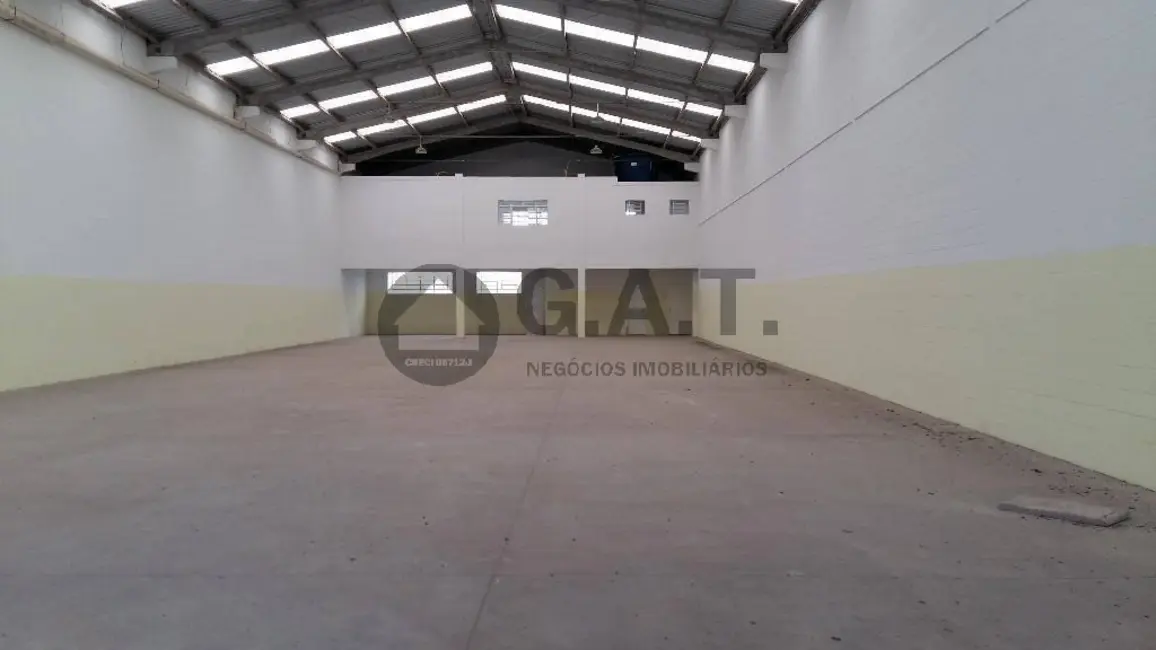 Armazém / Galpão para alugar, 750m2 em Cajuru do Sul, Sorocaba - SP - imagem 8 Foto 8 de Armazém / Galpão para alugar, 750m2 em Cajuru do Sul, Sorocaba - SP