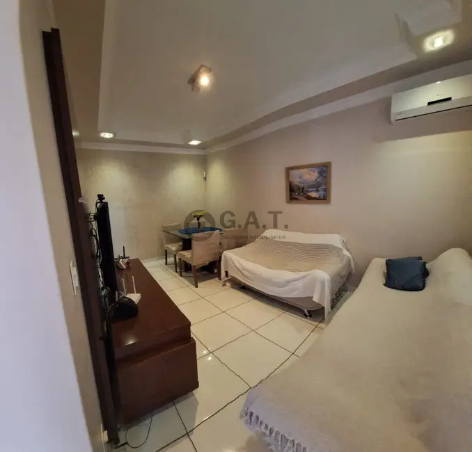 Casa com 2 quartos à venda, 118m2 em Jardim Wanel Ville V, Sorocaba - SP - imagem 6 Foto 6 de Casa com 2 quartos à venda, 118m2 em Jardim Wanel Ville V, Sorocaba - SP