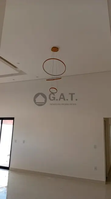 Casa de Condomínio com 3 quartos à venda, 140m2 em Wanel Ville, Sorocaba - SP - imagem 8 Foto 8 de Casa de Condomínio com 3 quartos à venda, 140m2 em Wanel Ville, Sorocaba - SP
