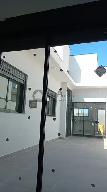 Casa de Condomínio com 3 quartos à venda, 140m2 em Wanel Ville, Sorocaba - SP - imagem 4 Foto 4 de Casa de Condomínio com 3 quartos à venda, 140m2 em Wanel Ville, Sorocaba - SP