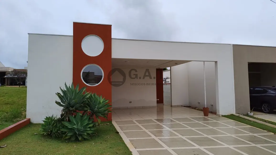 Foto 1 de Casa de Condomínio com 3 quartos para alugar, 149m2 em Aracoiaba Da Serra - SP