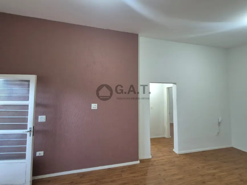 Casa com 2 quartos para alugar, 60m2 em Jardim Paulistano, Sorocaba - SP - imagem 9 Foto 9 de Casa com 2 quartos para alugar, 60m2 em Jardim Paulistano, Sorocaba - SP