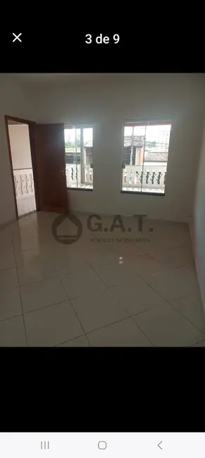 Casa com 3 quartos à venda, 130m2 em Jardim Santo Amaro, Sorocaba - SP - imagem 3 Foto 3 de Casa com 3 quartos à venda, 130m2 em Jardim Santo Amaro, Sorocaba - SP