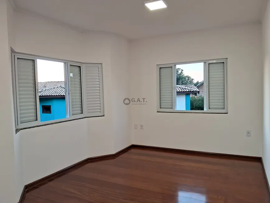 Casa de Condomínio com 3 quartos à venda, 287m2 em Vivendas do Lago, Sorocaba - SP - imagem 5 Foto 5 de Casa de Condomínio com 3 quartos à venda, 287m2 em Vivendas do Lago, Sorocaba - SP