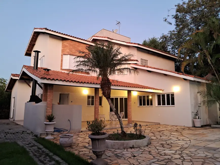Casa de Condomínio com 3 quartos à venda, 287m2 em Vivendas do Lago, Sorocaba - SP - imagem 1 Foto 1 de Casa de Condomínio com 3 quartos à venda, 287m2 em Vivendas do Lago, Sorocaba - SP