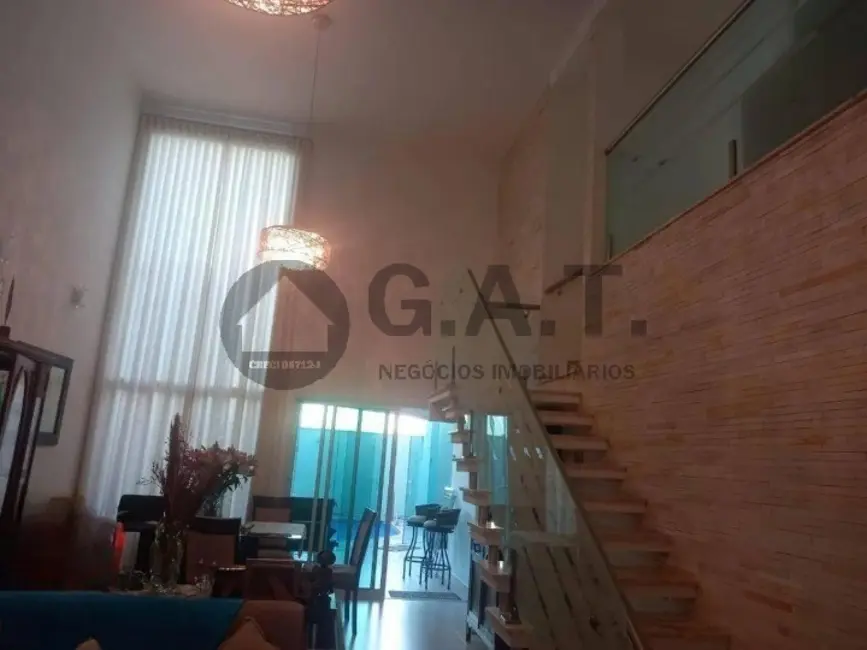 Foto 3 de Casa de Condomínio com 3 quartos à venda, 216m2 em Aracoiaba Da Serra - SP