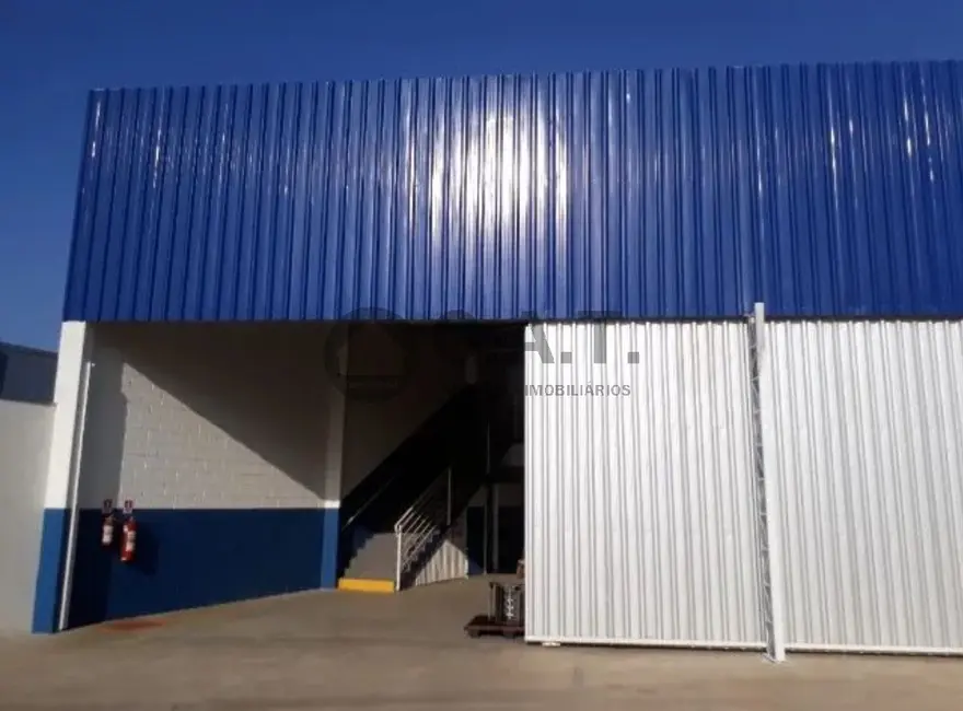 Armazém / Galpão para alugar, 285m2 em Iporanga, Sorocaba - SP - imagem 1 Foto 1 de Armazém / Galpão para alugar, 285m2 em Iporanga, Sorocaba - SP