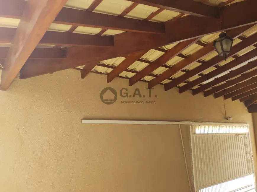 Casa com 3 quartos à venda, 225m2 em Vila São João, Sorocaba - SP - imagem 3 Foto 3 de Casa com 3 quartos à venda, 225m2 em Vila São João, Sorocaba - SP