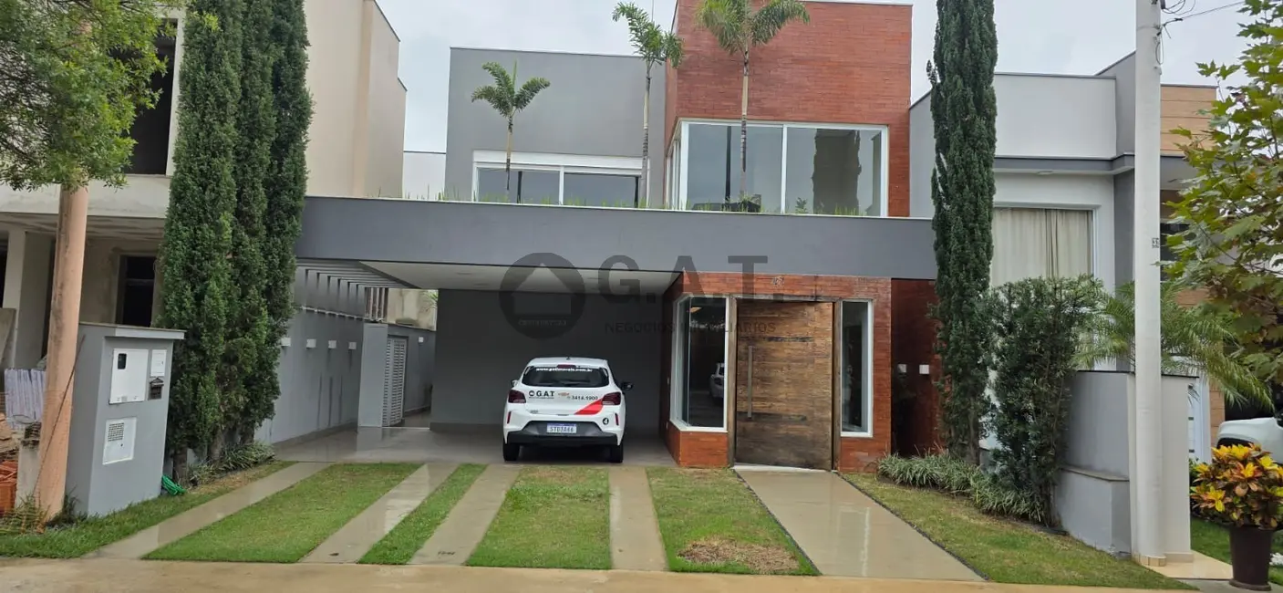 Casa de Condomínio com 3 quartos para alugar, 323m2 em Iporanga, Sorocaba - SP - imagem 1 Foto 1 de Casa de Condomínio com 3 quartos para alugar, 323m2 em Iporanga, Sorocaba - SP