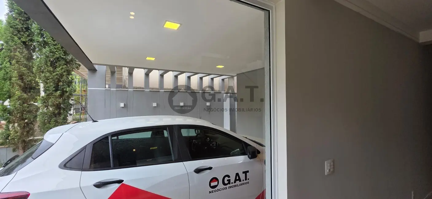 Casa de Condomínio com 3 quartos para alugar, 323m2 em Iporanga, Sorocaba - SP - imagem 4 Foto 4 de Casa de Condomínio com 3 quartos para alugar, 323m2 em Iporanga, Sorocaba - SP