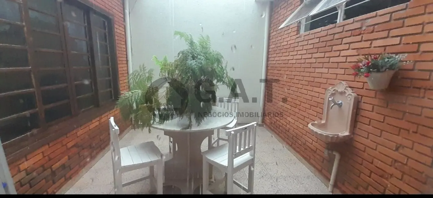 Foto 4 de Casa com 3 quartos à venda, 183m2 em Jardim Astro, Sorocaba - SP