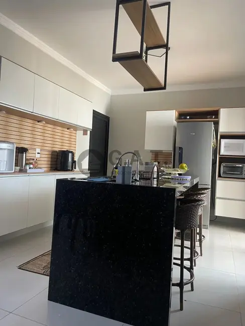 Casa de Condomínio com 3 quartos à venda, 140m2 em Wanel Ville, Sorocaba - SP - imagem 5 Foto 5 de Casa de Condomínio com 3 quartos à venda, 140m2 em Wanel Ville, Sorocaba - SP