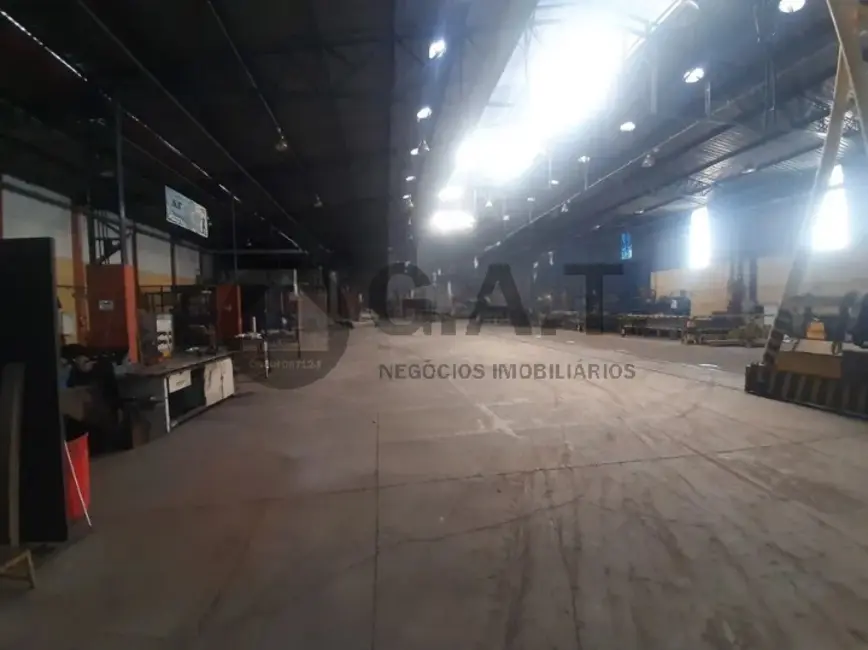 Armazém / Galpão à venda, 2500m2 em Iporanga, Sorocaba - SP - imagem 8 Foto 8 de Armazém / Galpão à venda, 2500m2 em Iporanga, Sorocaba - SP
