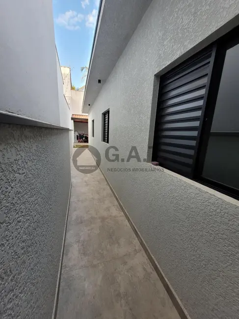 Casa com 3 quartos à venda, 80m2 em Jardim São Carlos, Sorocaba - SP - imagem 2 Foto 2 de Casa com 3 quartos à venda, 80m2 em Jardim São Carlos, Sorocaba - SP