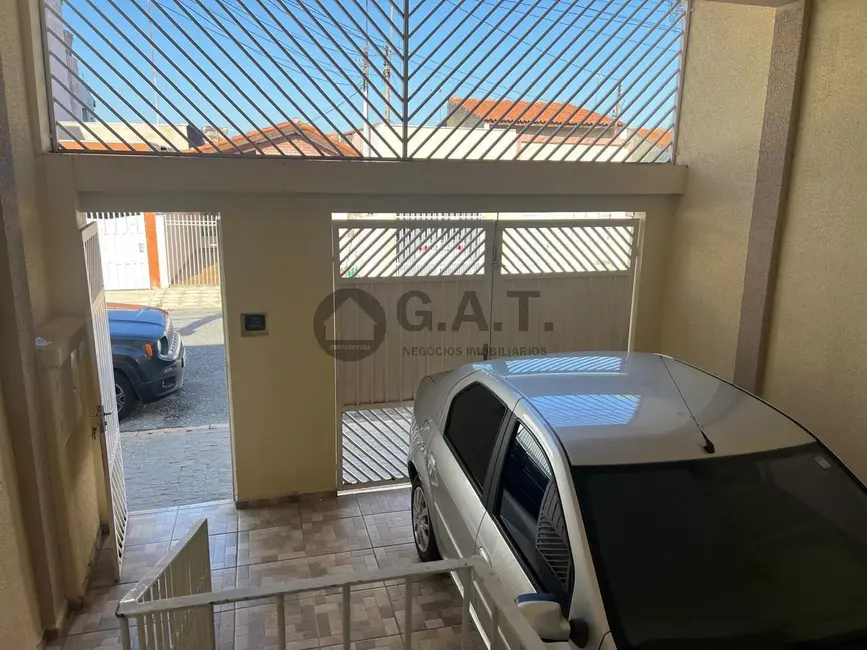 Casa com 3 quartos à venda, 214m2 em Vila Santana, Sorocaba - SP - imagem 2 Foto 2 de Casa com 3 quartos à venda, 214m2 em Vila Santana, Sorocaba - SP