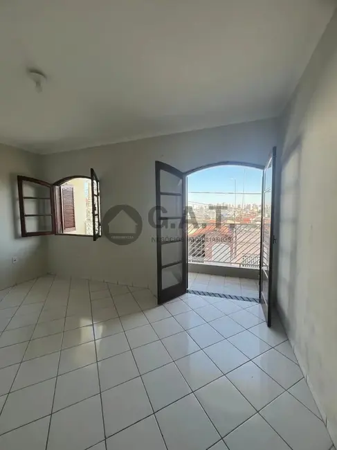 Casa com 3 quartos à venda, 214m2 em Vila Santana, Sorocaba - SP - imagem 6 Foto 6 de Casa com 3 quartos à venda, 214m2 em Vila Santana, Sorocaba - SP