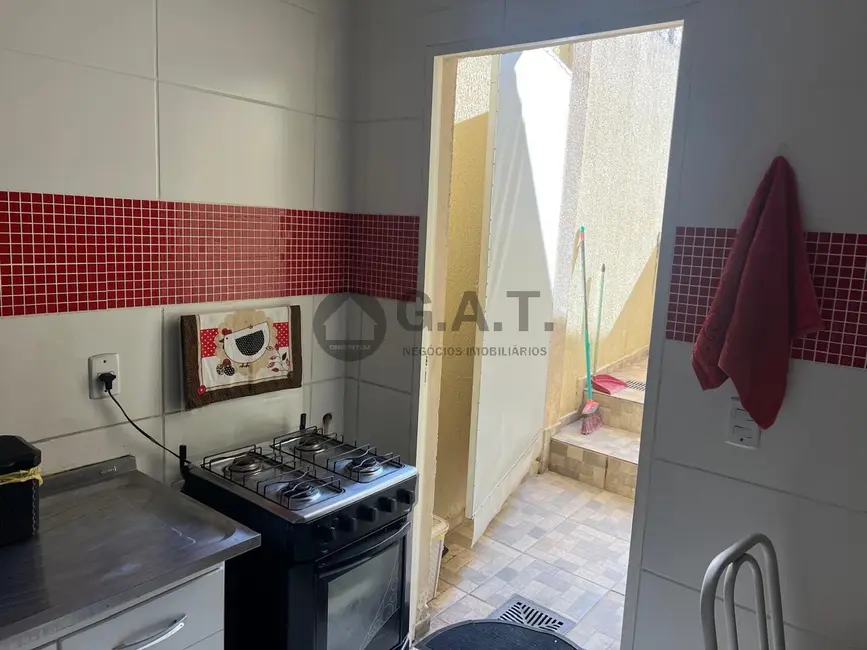 Casa com 3 quartos à venda, 214m2 em Vila Santana, Sorocaba - SP - imagem 8 Foto 8 de Casa com 3 quartos à venda, 214m2 em Vila Santana, Sorocaba - SP