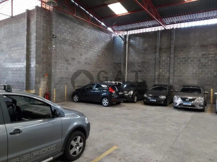 Armazém / Galpão à venda, 770m2 em Centro, Sorocaba - SP - imagem 3 Foto 3 de Armazém / Galpão à venda, 770m2 em Centro, Sorocaba - SP