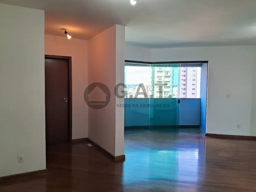 Apartamento com 3 quartos para alugar, 130m2 em Centro, Sorocaba - SP - imagem 5 Foto 5 de Apartamento com 3 quartos para alugar, 130m2 em Centro, Sorocaba - SP