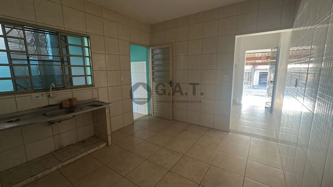 Foto 2 de Casa com 2 quartos à venda, 80m2 em Jardim Santo André, Sorocaba - SP