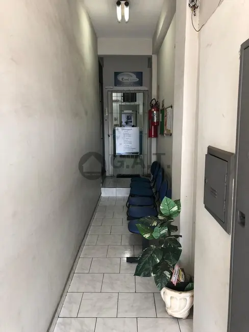 Sala Comercial à venda, 125m2 em Vila Lucy, Sorocaba - SP - imagem 4 Foto 4 de Sala Comercial à venda, 125m2 em Vila Lucy, Sorocaba - SP