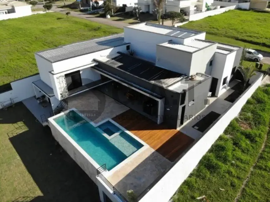 Foto 1 de Casa de Condomínio com 3 quartos à venda, 388m2 em Aracoiaba Da Serra - SP
