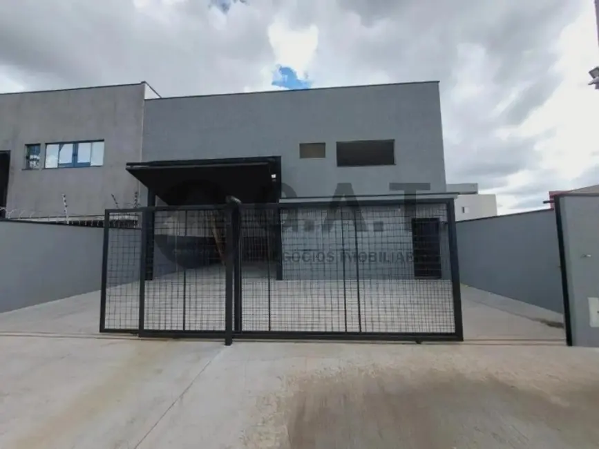 Armazém / Galpão à venda, 360m2 em Jardim do Paço, Sorocaba - SP - imagem 1 Foto 1 de Armazém / Galpão à venda, 360m2 em Jardim do Paço, Sorocaba - SP