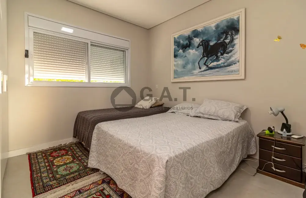 Casa de Condomínio com 3 quartos à venda, 285m2 em Caguassu, Sorocaba - SP - imagem 8 Foto 8 de Casa de Condomínio com 3 quartos à venda, 285m2 em Caguassu, Sorocaba - SP
