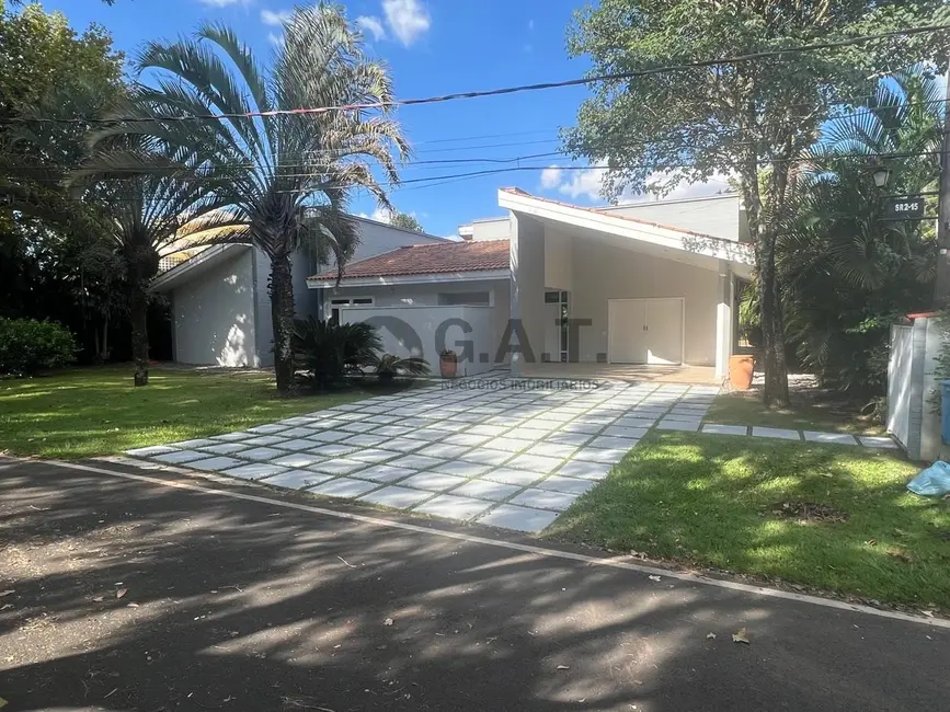 Foto 1 de Casa de Condomínio com 4 quartos para alugar, 500m2 em Aracoiaba Da Serra - SP
